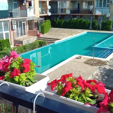 студия авангард * Sunny Beach