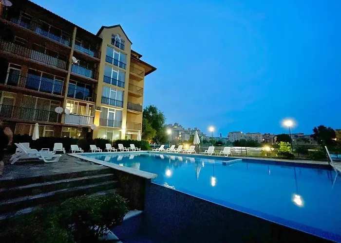 Apartment студия авангард